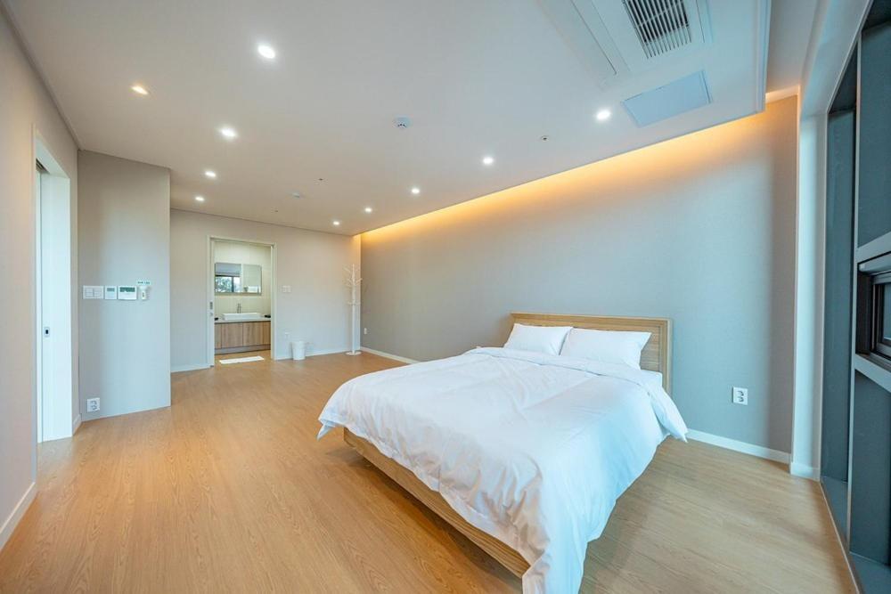 Hotel Jecheon The Shine Cheongpung Habitación foto